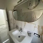 アパート Door48 *