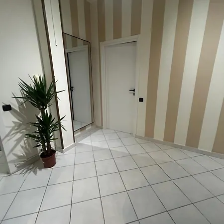 Apartment Door48 Novara