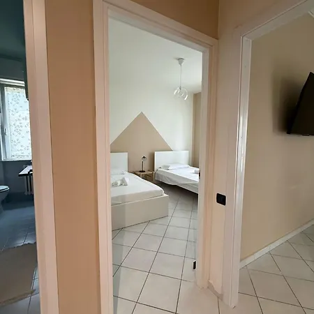 Door48 Apartment Novara