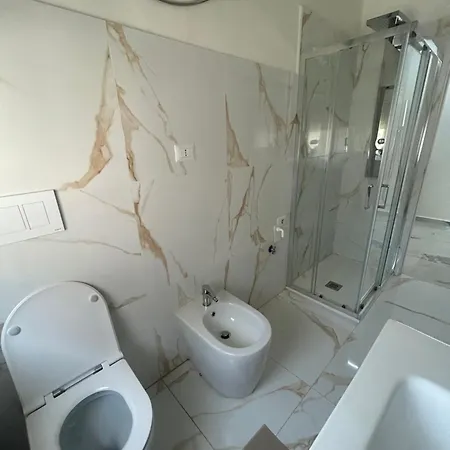 Door48 公寓 诺瓦拉