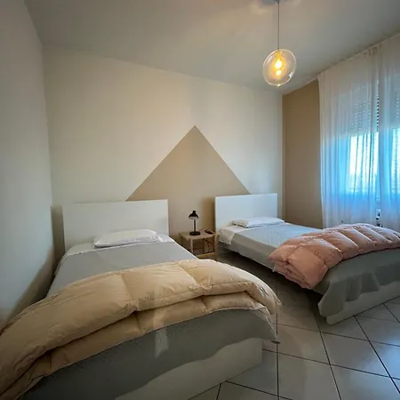 Apartamento Door48 Novara