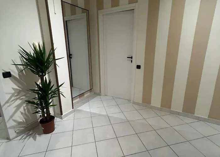 Apartment Door48 Novara